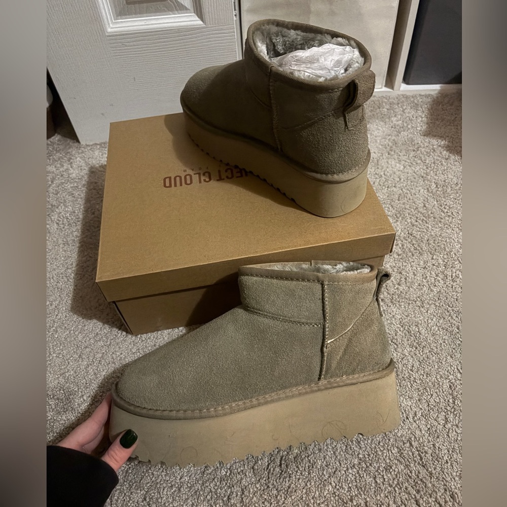 Mini Platform Boots